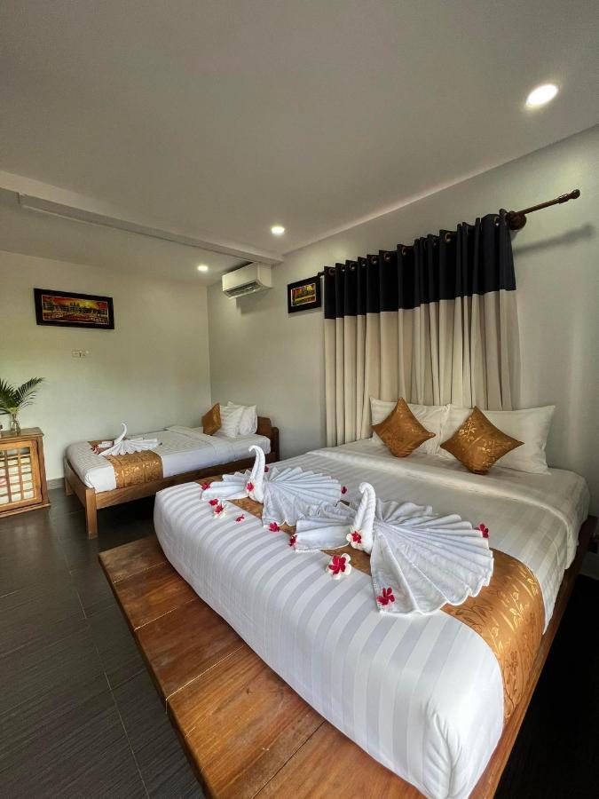 Отель The Moon Kampot Boutique Экстерьер фото
