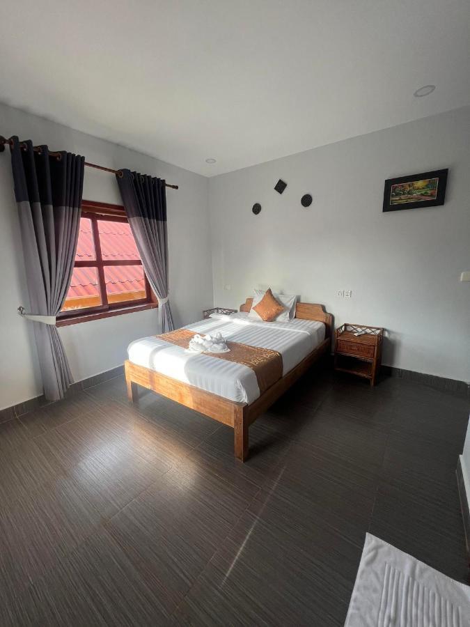 Отель The Moon Kampot Boutique Экстерьер фото