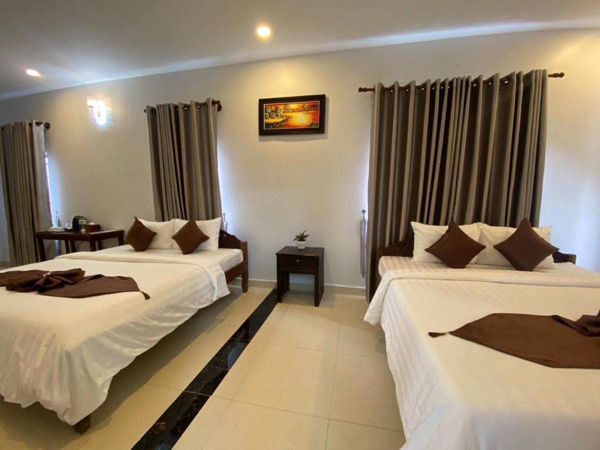 Отель The Moon Kampot Boutique Экстерьер фото